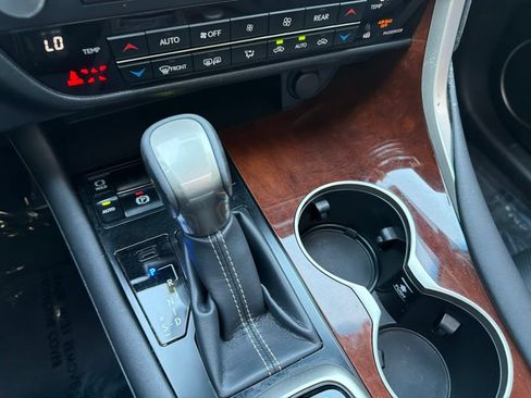 Used 2019 Lexus RX 350L FWD image 19