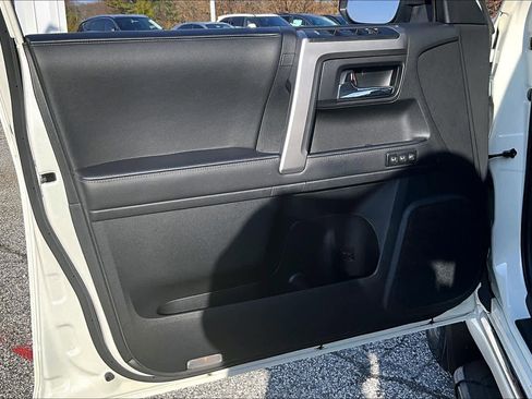 Used 2023 Toyota 4Runner Limited image 21