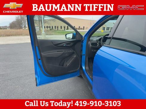 Used 2024 Chevrolet Equinox RS image 2