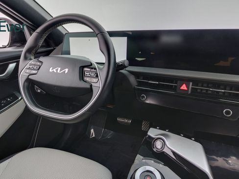 Used 2024 Kia EV6 GT-Line w/ GT-Line White Seat Package RWD image 25