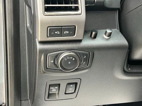 Used 2020 Ford F150 Raptor w/ Equipment Group 802A Luxury image 26