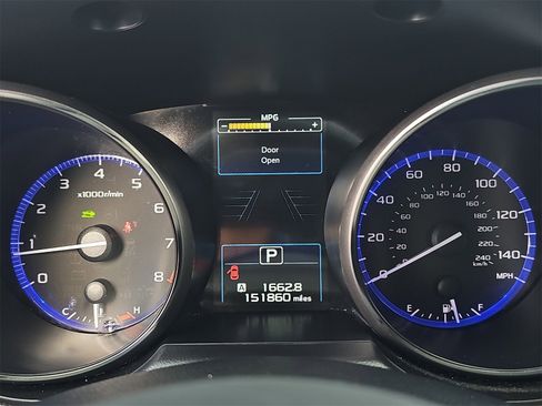 Used 2017 Subaru Outback 2.5i Premium image 19