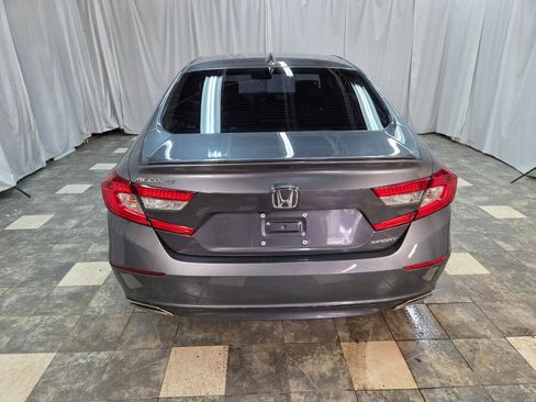 Used 2020 Honda Accord Sport image 4