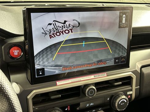 Used 2024 Toyota Tacoma TRD Off-Road w/ TRD Off Road Upgrade Package image 19