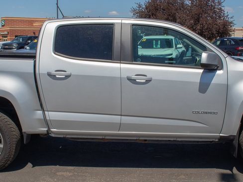 Used 2020 Chevrolet Colorado Z71 AWD/4WD image 6