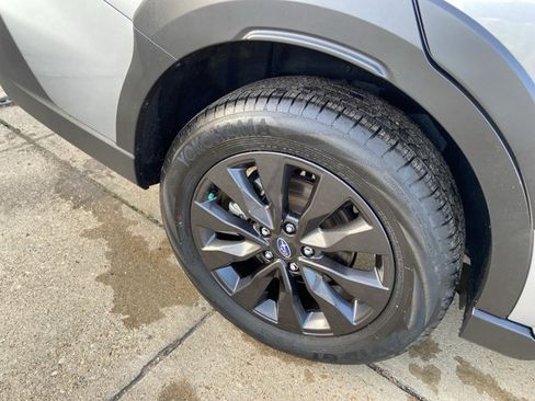 Used 2025 Subaru Outback Onyx Edition AWD/4WD image 31