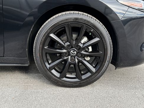 Used 2025 MAZDA MAZDA3 2.5 S Hatchback w/ Premium Pkg image 11