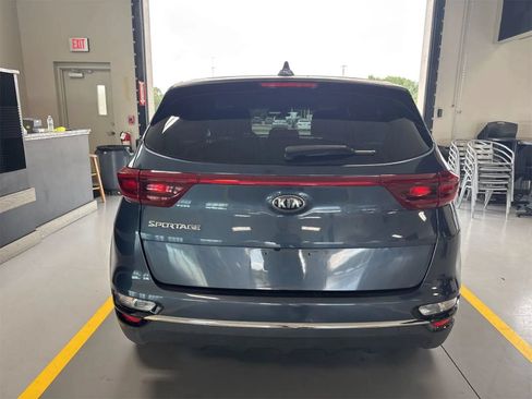 Used 2021 Kia Sportage LX FWD image 4