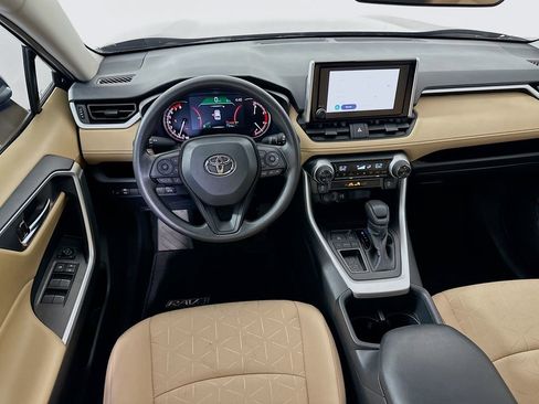 Certified 2025 Toyota RAV4 XLE w/ Convenience Package FWD image 22