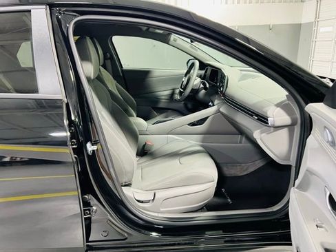 Used 2025 Hyundai Elantra Sport w/ Cargo Package FWD image 35