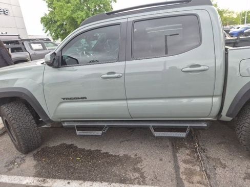Used 2023 Toyota Tacoma TRD Off-Road image 36