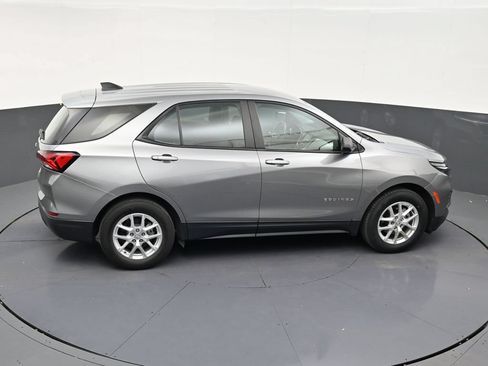 Used 2023 Chevrolet Equinox LS FWD image 18