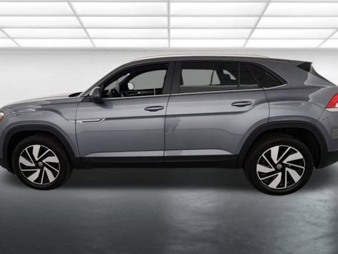 Used 2024 Volkswagen Atlas Cross Sport SE w/ Black Wheel Package AWD/4WD image 4