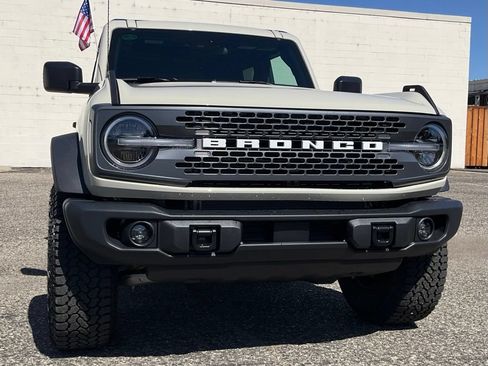 New 2026 Ford Bronco Badlands w/ Sasquatch Package AWD/4WD image 60
