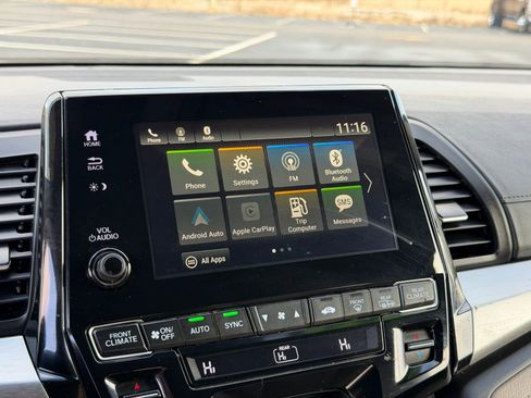 Used 2018 Honda Odyssey EX image 21