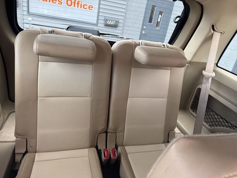 Used 2009 Ford Explorer Eddie Bauer image 20