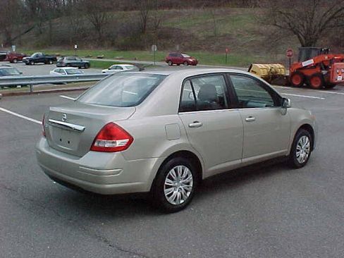 Used 2008 Nissan Versa 1.8 S w/ PWR Pkg FWD image 5