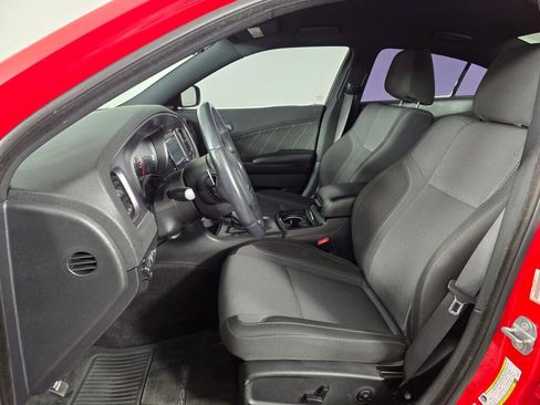 Used 2017 Dodge Charger R/T w/ Blacktop Package image 20