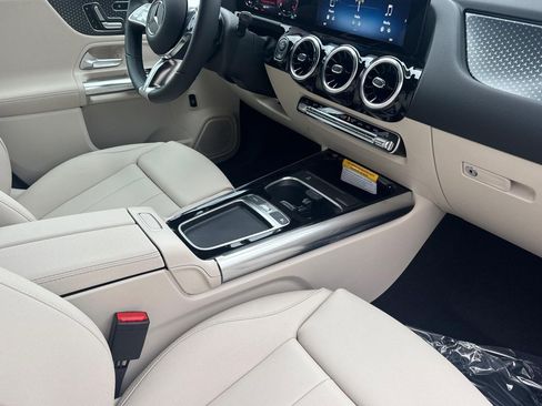 Used 2026 Mercedes-Benz GLA 250 image 14