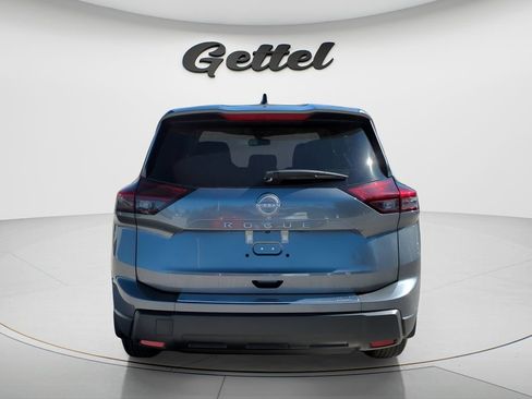 Certified 2026 Nissan Rogue SV FWD image 13