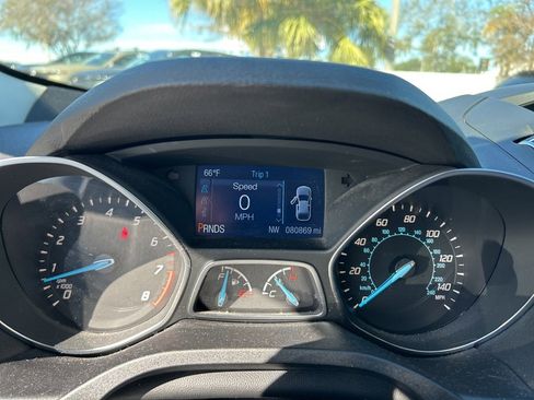 Used 2015 Ford Escape SE image 18