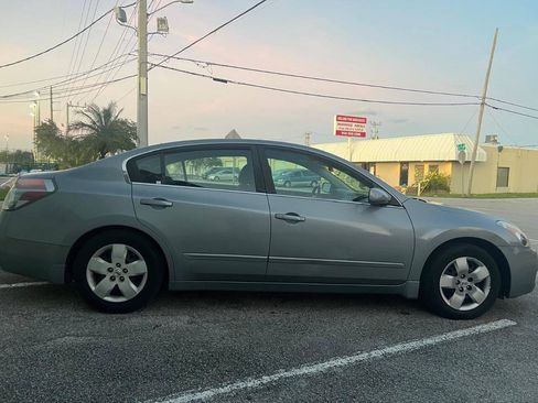 Used 2007 Nissan Altima 2.5 S w/ Convenience Pkg FWD image 16