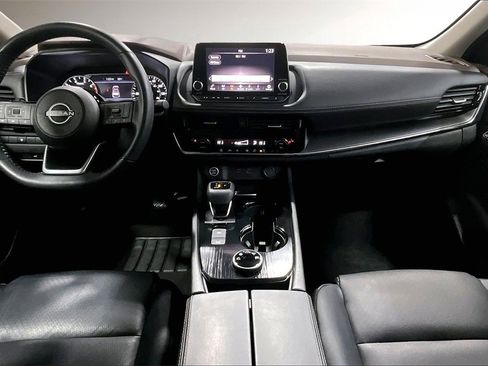 Used 2023 Nissan Rogue SV w/ SV Premium Package image 7