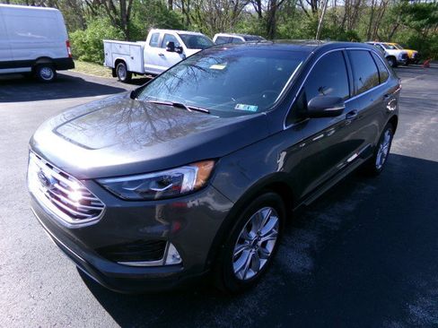 Used 2019 Ford Edge Titanium w/ Equipment Group 301A AWD/4WD image 5