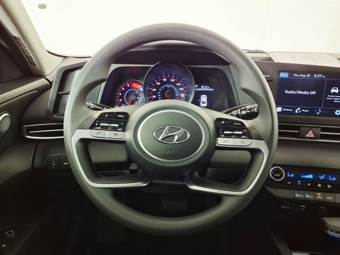 Certified 2021 Hyundai Elantra SEL FWD image 15