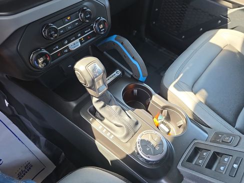 Used 2023 Ford Bronco Black Diamond AWD/4WD image 27