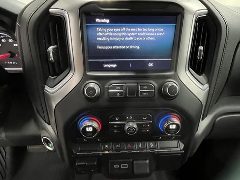 Used 2020 Chevrolet Silverado 1500 LT w/ Texas Edition image 17