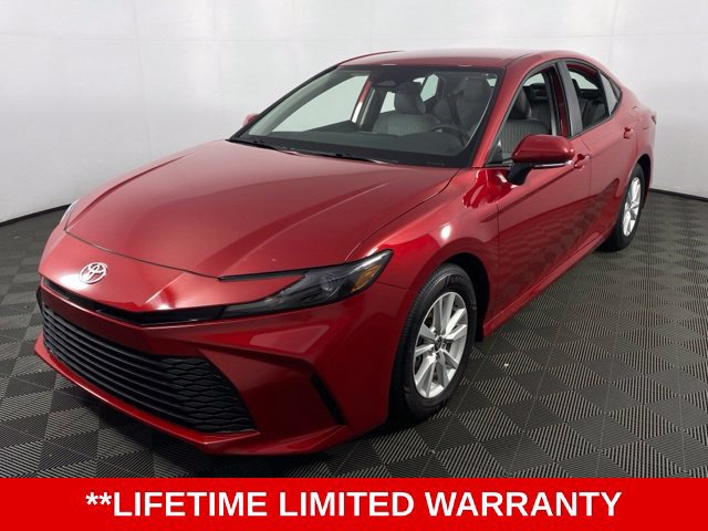 Used 2026 Toyota Camry LE w/ Convenience Package FWD image 3