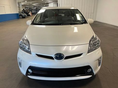 Used 2015 Toyota Prius Five w/ Advanced Technology Package FWD image 8