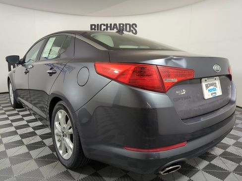 Used 2011 Kia Optima EX image 2