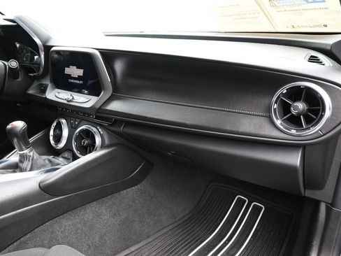 Used 2019 Chevrolet Camaro SS RWD image 22