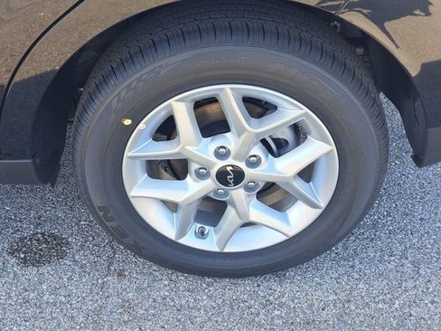 New 2025 Kia Soul LX w/ LX Technology Package image 23