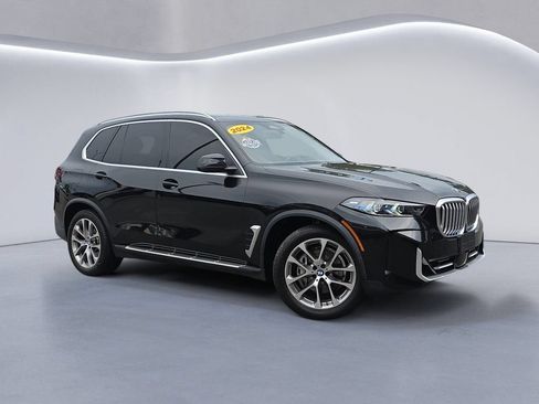 Used 2024 BMW X5 xDrive40i w/ Premium Package AWD/4WD image 2