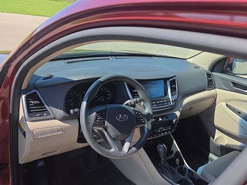 Used 2017 Hyundai Tucson Limited AWD/4WD image 19