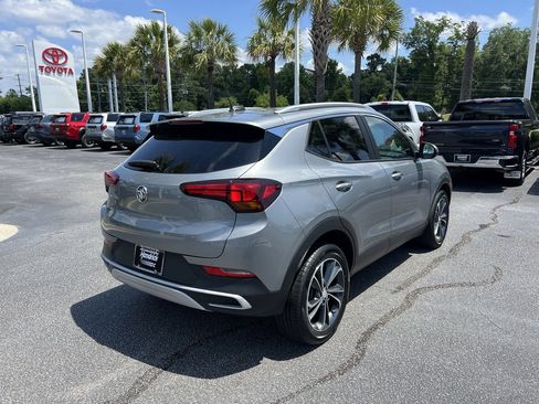 Used 2023 Buick Encore GX Select FWD image 10