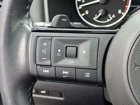 Used 2023 Nissan Rogue SL w/ SL Premium Package image 23