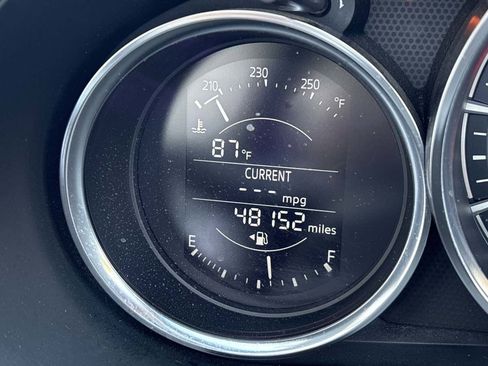 Used 2016 MAZDA MX-5 Miata Club RWD image 19