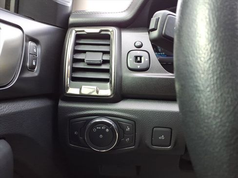 Used 2021 Ford Ranger Lariat w/ Tremor Off-Road Package image 15