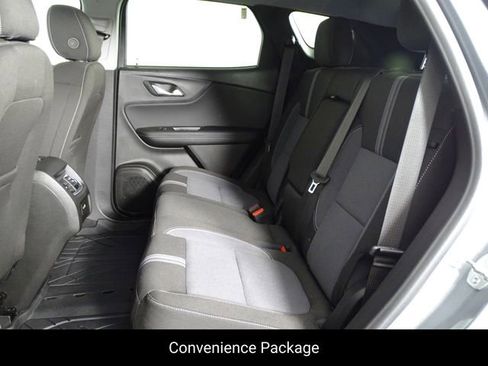 Used 2024 Chevrolet Blazer LT w/ Convenience Package FWD image 13