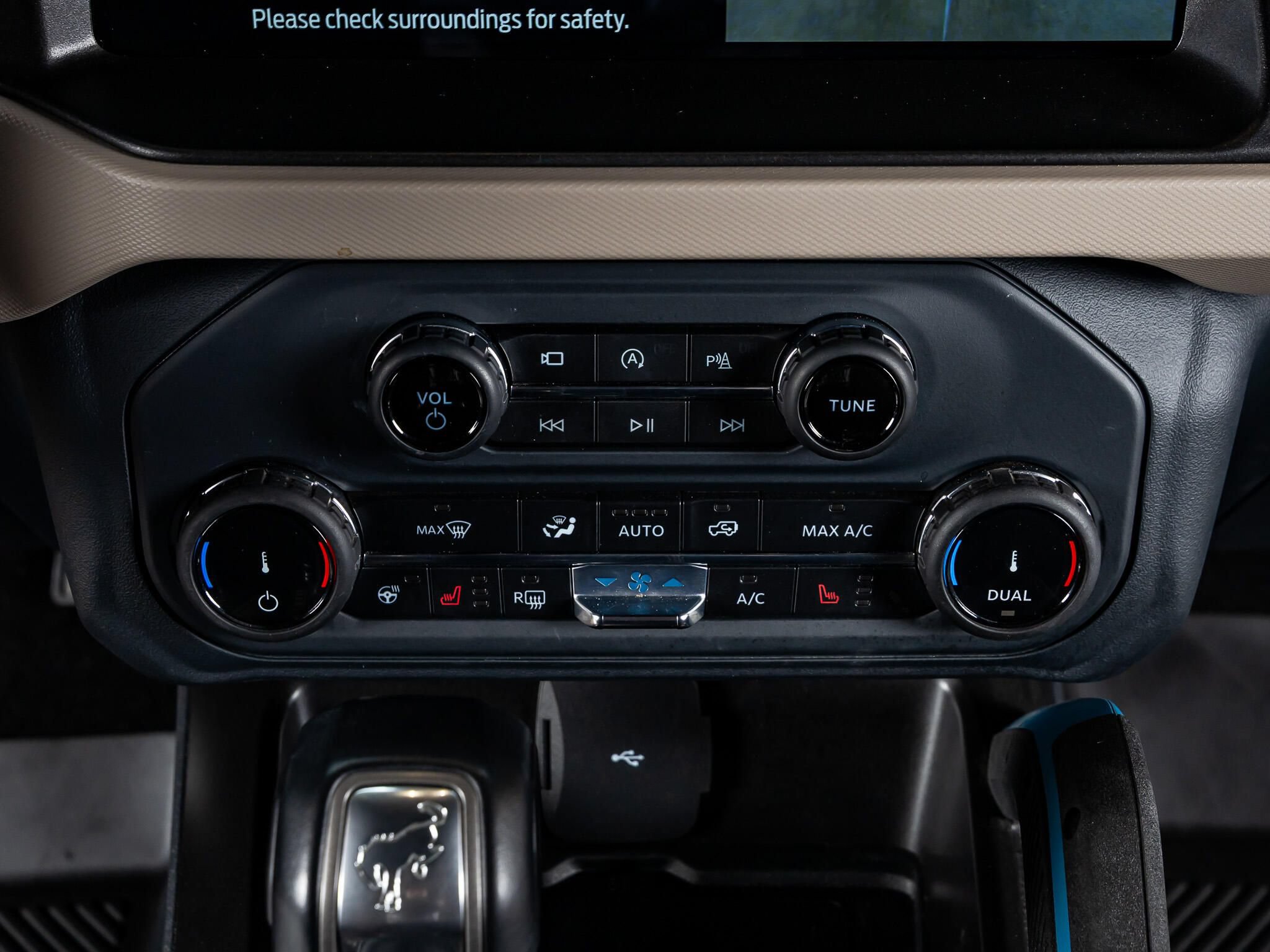 Used 2022 Ford Bronco Wildtrak AWD/4WD image 27
