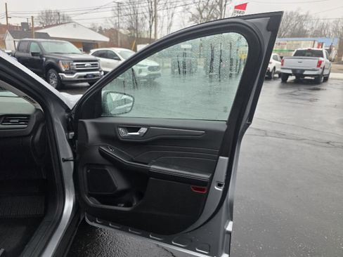 Used 2023 Ford Escape Active w/ Tech Pack #2 image 29