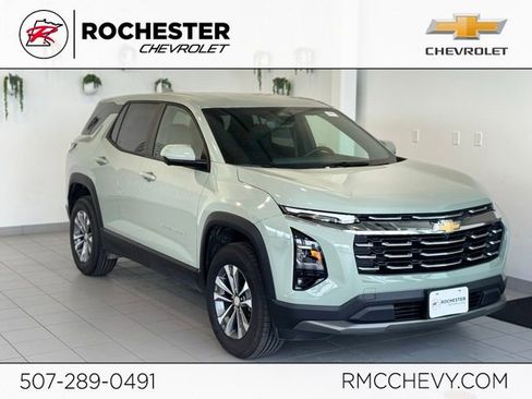 New 2026 Chevrolet Equinox LT w/ Convenience Package II AWD/4WD image 1