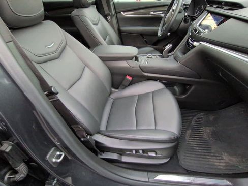 Certified 2023 Cadillac XT5 Sportv image 23