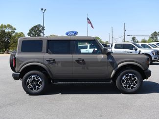 New 2026 Ford Bronco Outer Banks video 1