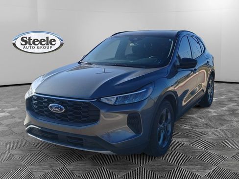 Used 2025 Ford Escape ST-Line FWD image 1