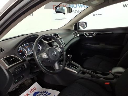 Used 2019 Nissan Sentra SV image 12